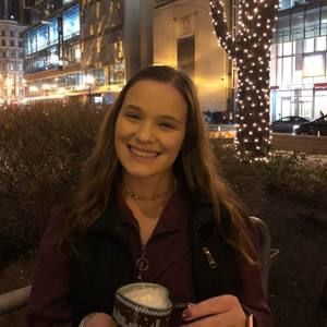 Meet your Posher, Lauren